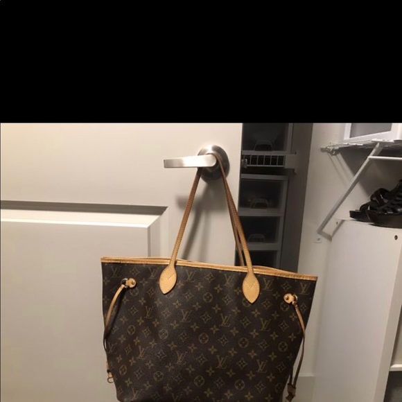 Authentic LV never full MM - Picture 1 of 4